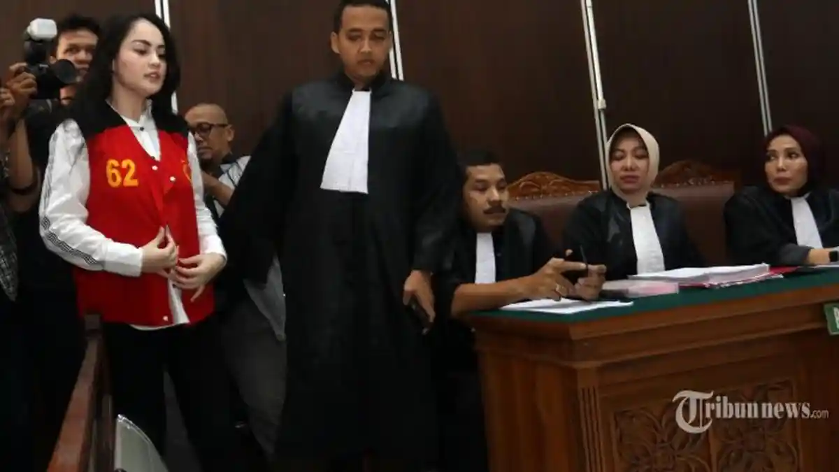 Telat Datang ke Sidang Perdana, Jennifer Dunn Ngaku sebagai IRT ke Majelis Hakim