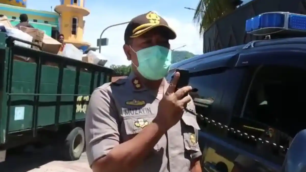Antisipasi Corona Virus Kapolres Himbau Warga Ende Tinggal Di Rumah