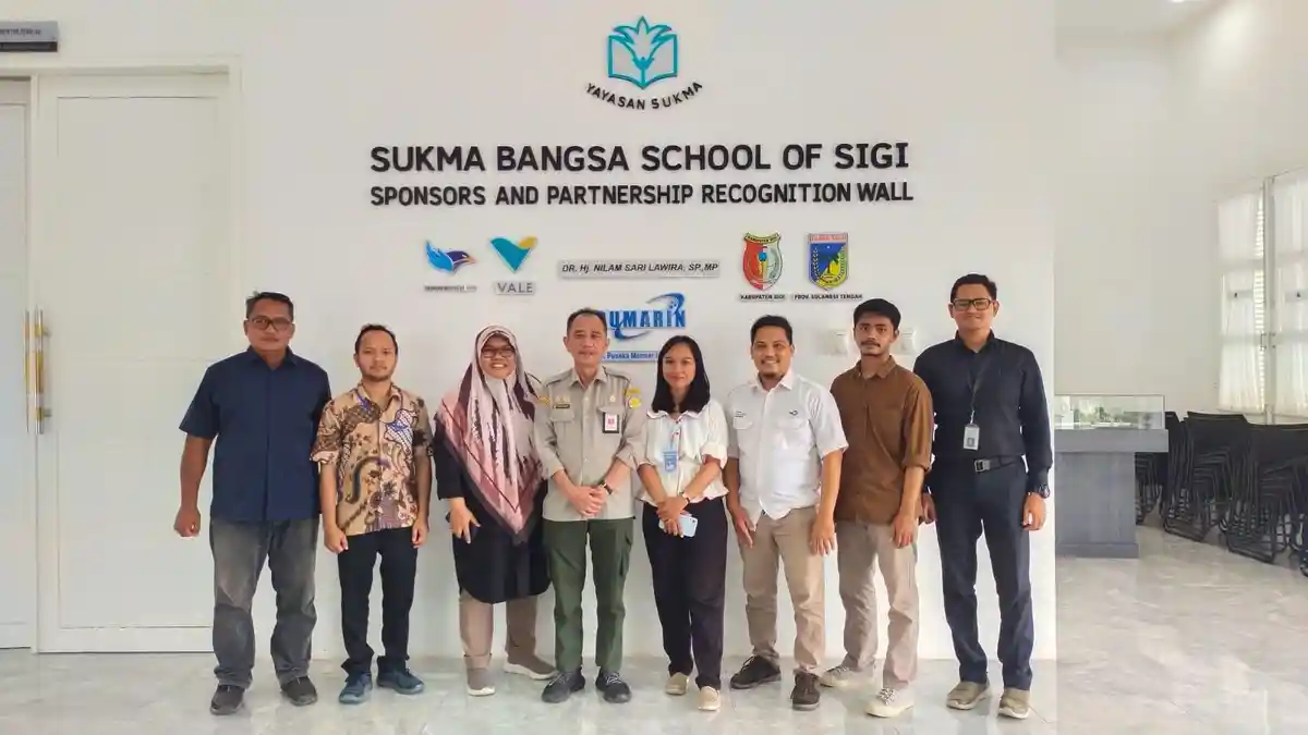 Stafsus Mentan Sambangi Sekolah Sukma Bangsa Sigi, Siswanya Didominasi Anak Penyintas Gempa 2018