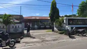 TETAP-MELAYANI-Suasana-aktivitas-pelayanan-di-Kantor-Dinas-Kependudukan-dan-Pencatatan-Sipil.jpg