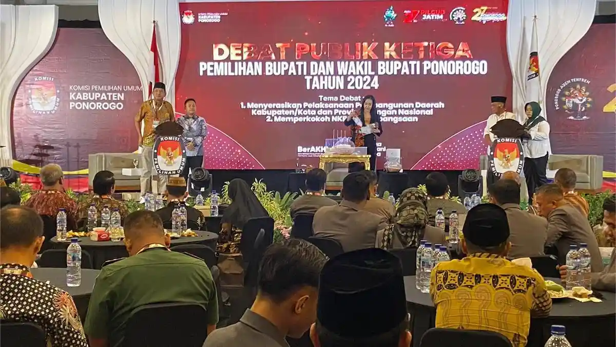 Debat Pamungkas Pilkada Ponorogo 2024, Serasikan Pembangunan Daerah dengan Pusat, ini Respon Paslon