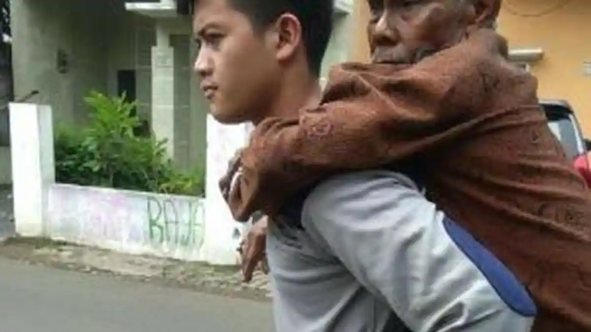 Mau Kunjungi Anaknya Malah Telantar, Ini Kisah Kakek 3 Hari Terlunta-lunta di Jakarta