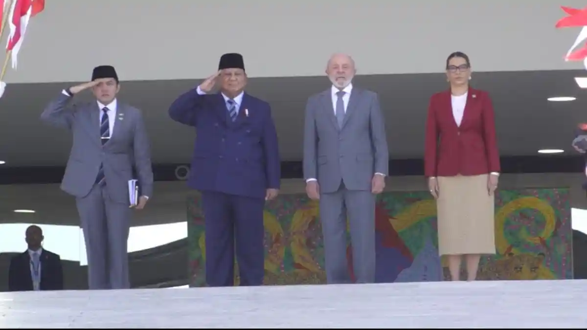 Hormat Bendera di Istana Brasil, Prabowo Didampingi Teddy dan Presiden Lula Didampingi Istrinya