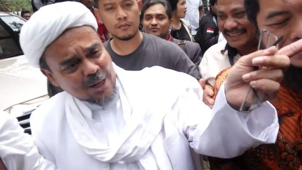 Rizieq Shihab Minta Maaf Terkait Kerumunan Massa dan Pelanggaran Protokol Kesehatan