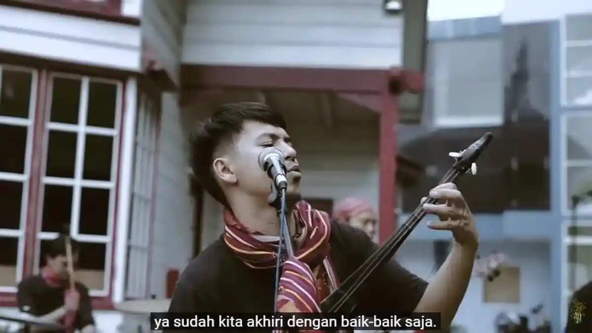 Lagu Karo Terpopuler: Chord Gitar dan Lirik Lagu Karo Leto Paya