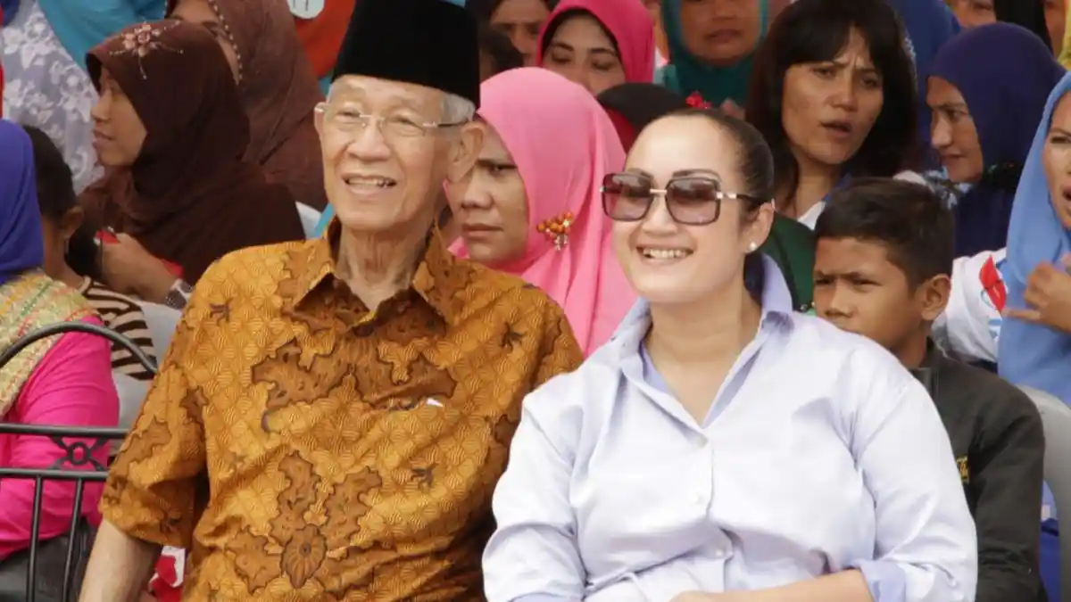 Riny Fitrianti Anak Mendiang HM Sani Mantan Gubernur Kepri Siap Maju Pilkada 2024