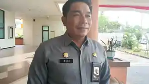 20260430_Kepala-Inspektorat-PPU-Budi-Santoso-telah-melakukan-review-dokumen-pembayaran-utang.jpg