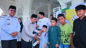 BMK-Aceh-Barat-santuni-ribuan-anak-yatim.jpg