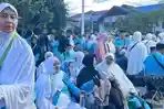 Ratusan-jamaah-haji-Banda-Aceh-kloter-pertama.jpg