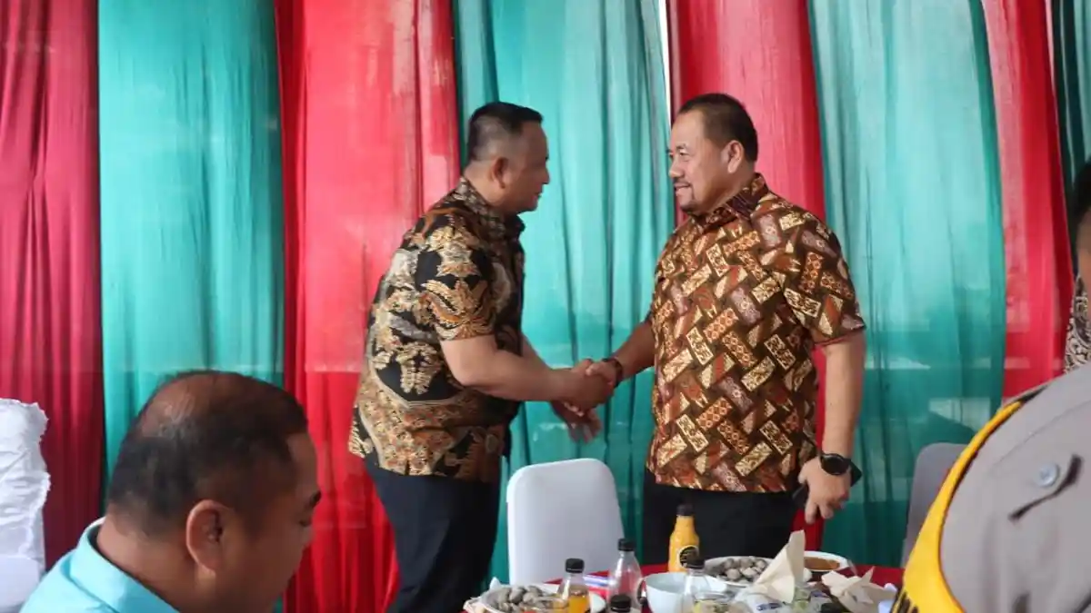 Kehangatan Natal saat Open House Kapolres Batubara, Eratkan Sinergitas Forkopimda dan Masyarakat