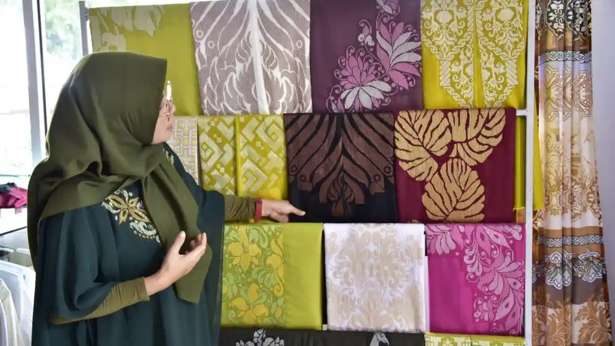 Perajin Karawo Dipersilahkan Meminjam Dana ke Koperasi Dekranasda Gorontalo