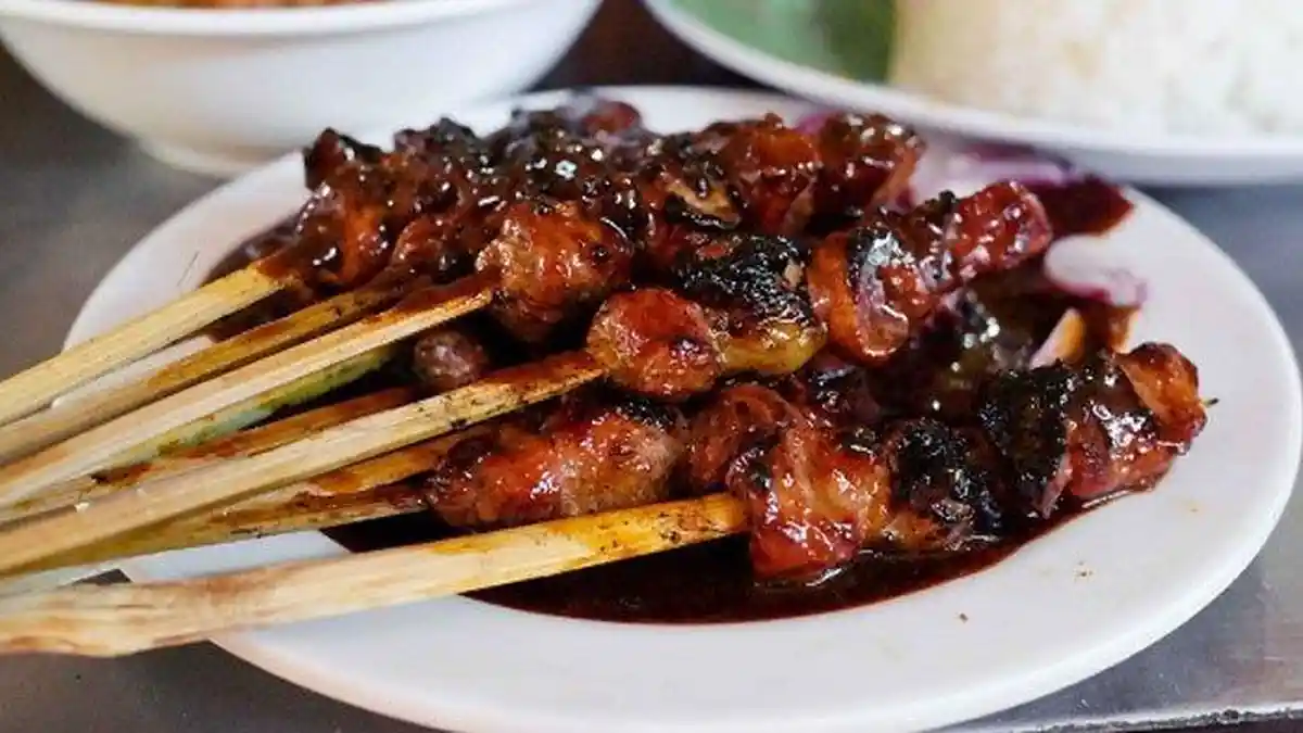 Manfaatkan Daging Kurban, Ini Cara Membuat Bumbu Sate Kambing Kecap dan Maranggi