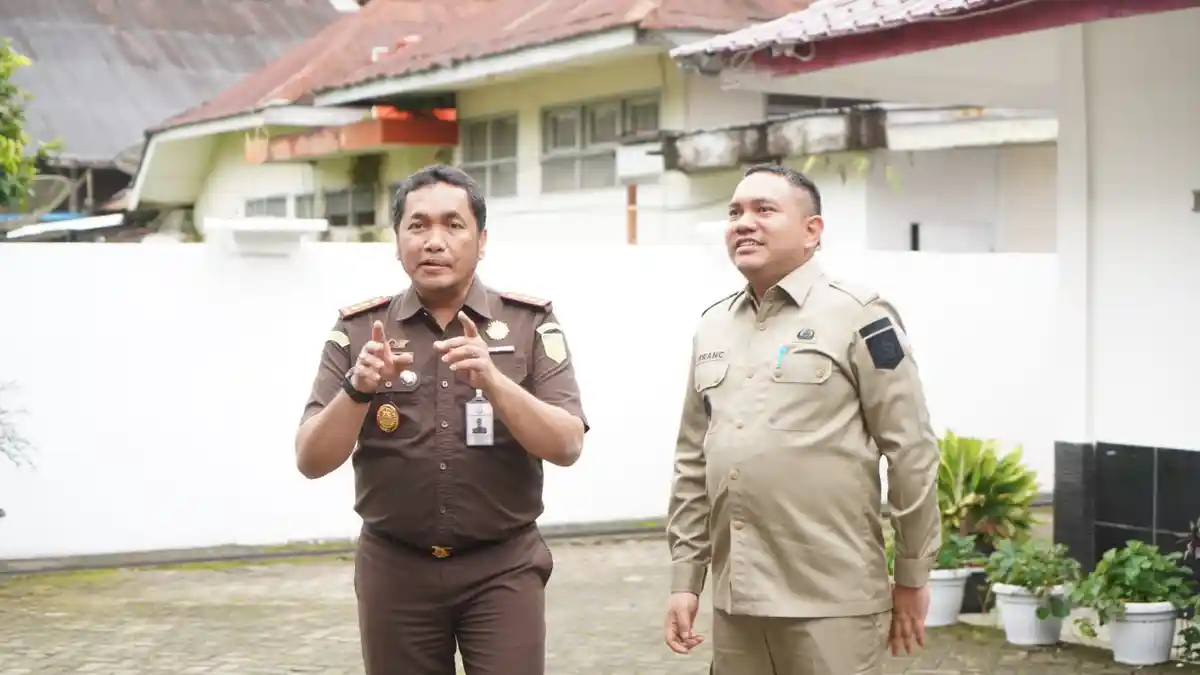 Bupati Franc Bernhard Tumanggor Resmikan Gedung Kejari Dairi, Hibah dari Pemkab Pakpak Bharat