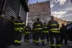Apartemen Terbakar di New York Belasan Orang Tewas