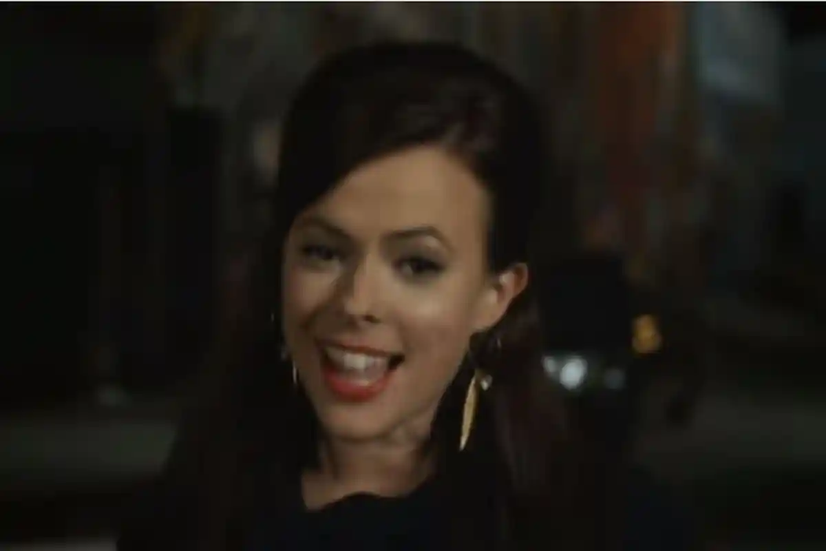 Kunci Gitar (Chord) dan Lirik Lagu Like A Song - Lenka, I Can't Forget You When You're Gone