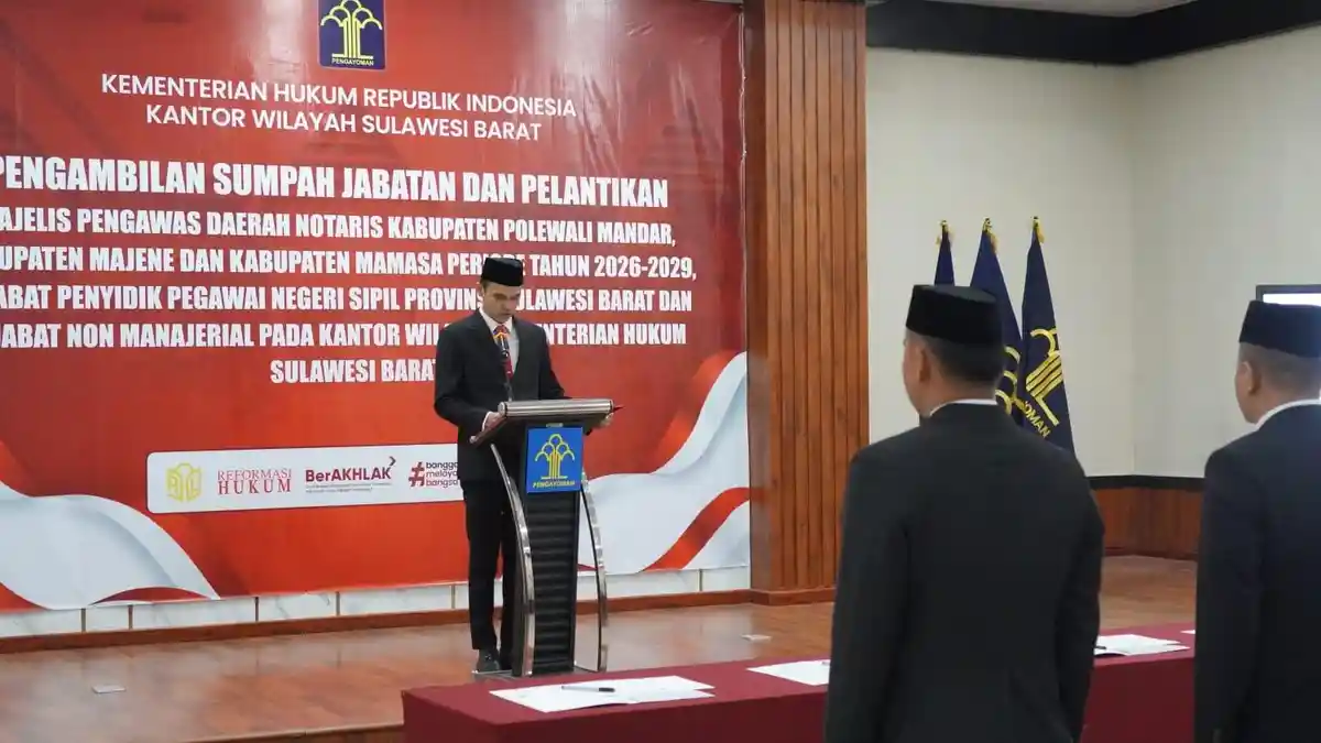 Kakanwil Kemenkum Sulbar Lantik Anggota MPDN, PPNS dan Pejabat Non Manajerial 