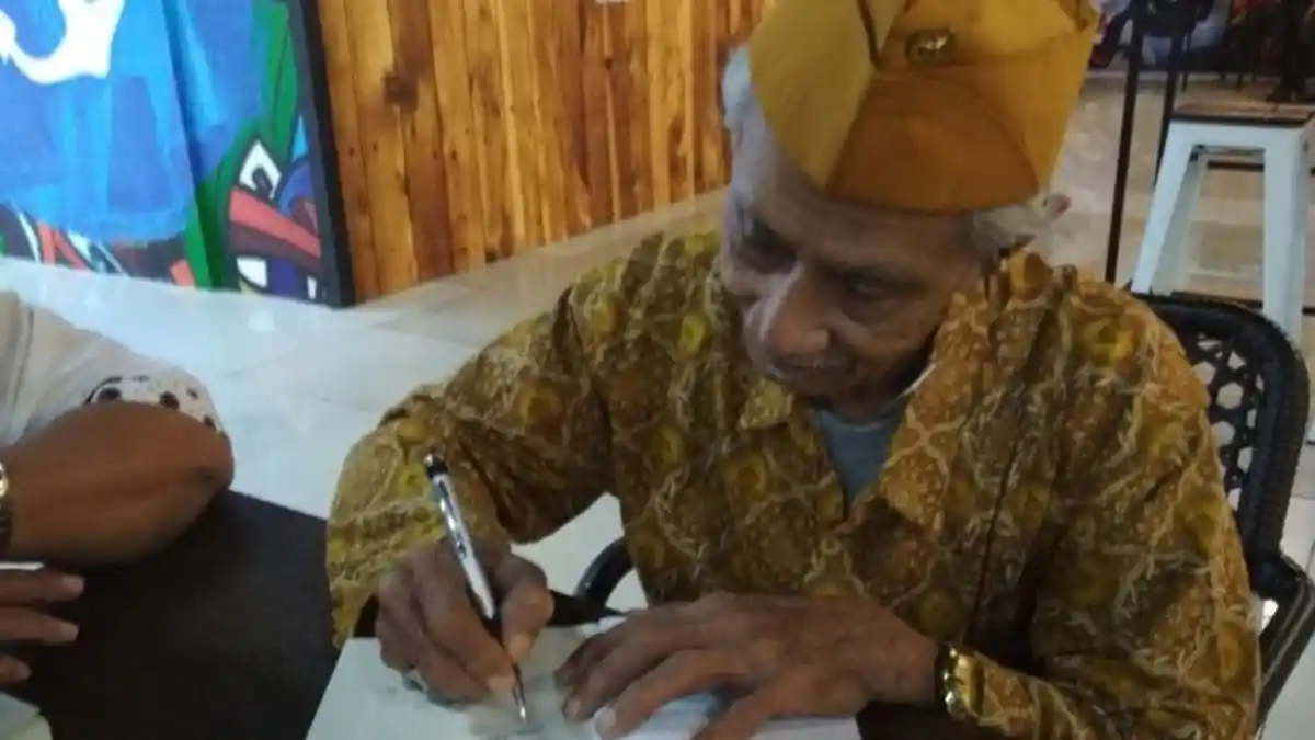 Peringati Hari Veteran Nasional, Jokowi Naikkan Dana Kehormatan dan Tunjangan Veteran