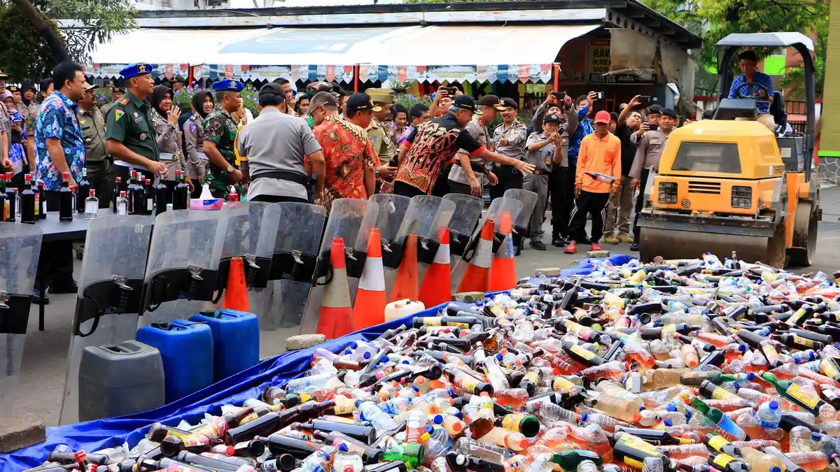 Pemodal Pabrik Miras Berkedok Gudang Pupuk di Kudus Tertangkap