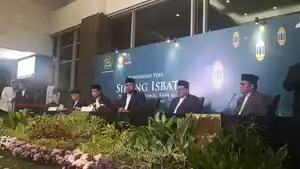 Menteri-Agama-Yaqut-Cholil-mengumumkan-hasil-sidang-isbat-di-Jakarta-Kamis-2042023.jpg