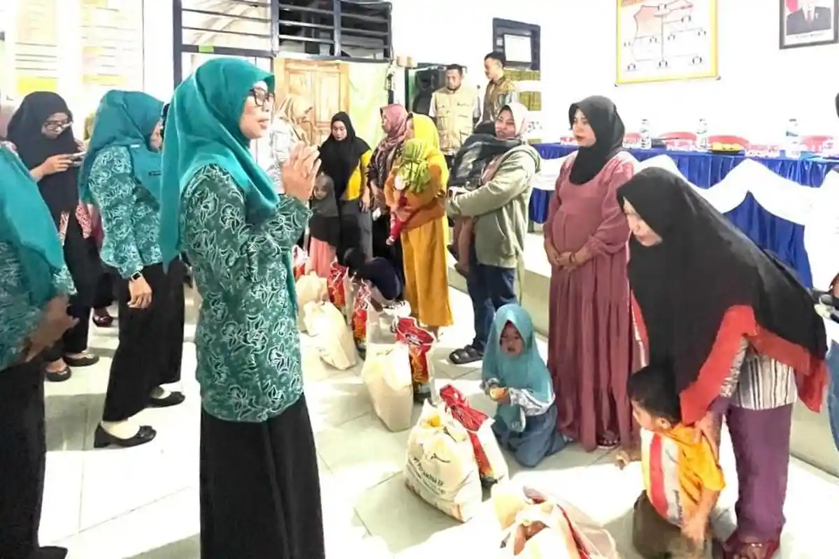 Ketua TP-PKK Banggai Monitoring Penanganan Stunting di Desa Minahaki