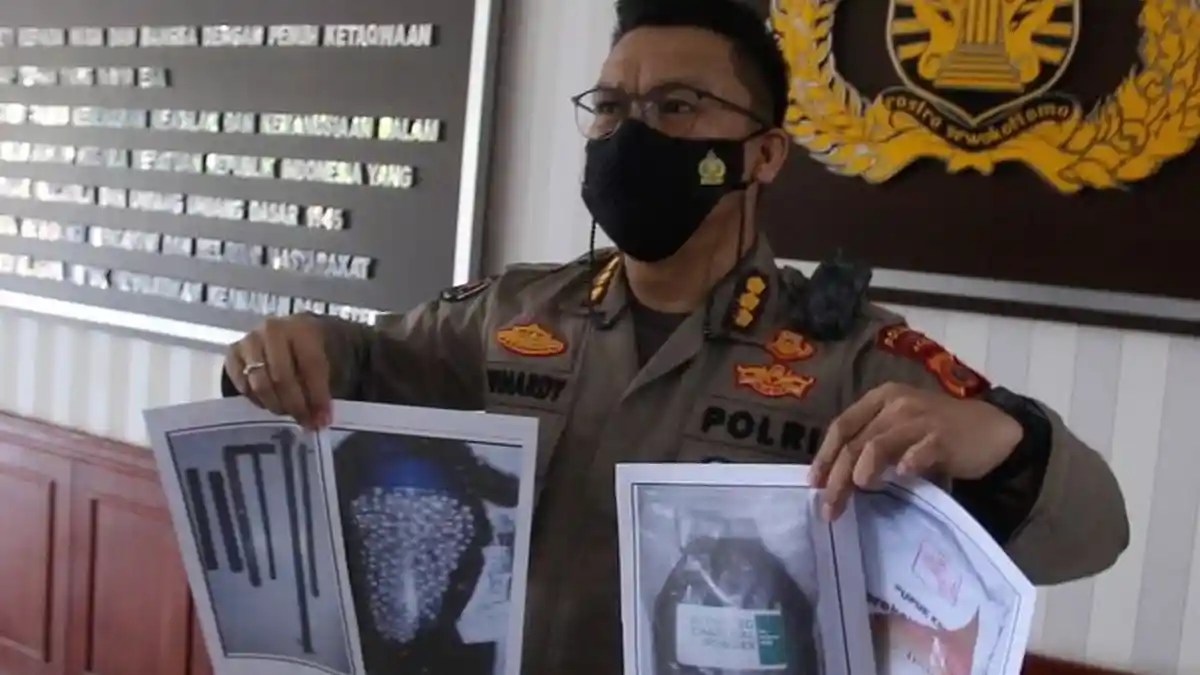 5 Terduga Teroris Jaringan Bom Bunuh Diri di Polrestabes Medan Ditangkap, 1 Orang Ternyata PNS