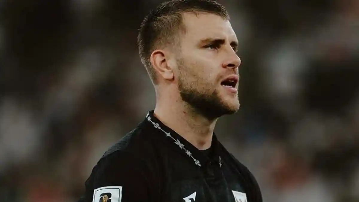 Kabar Bursa Transfer Paruh Musim, Kiper Timnas Indonesia Maarten Paes Bantah Join Persib Bandung