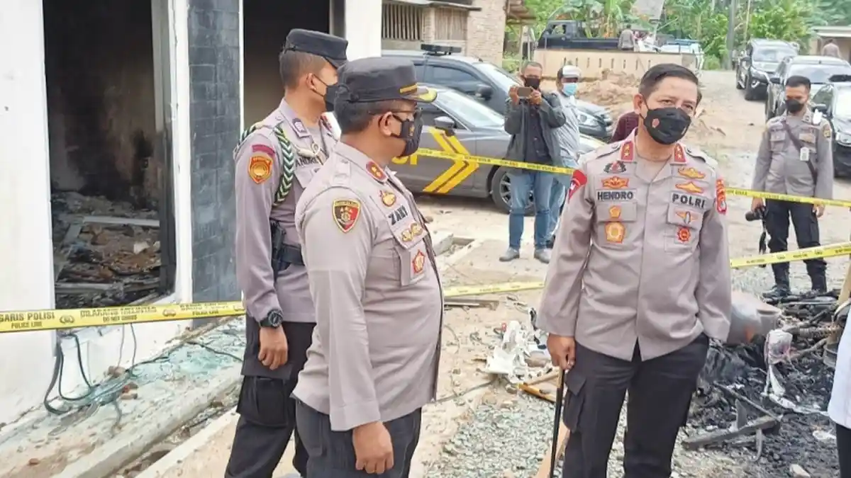 Kapolda Lampung Pecat Oknum Polisi Todongkan Pistol dan Rampas Mobil Mahasiswa