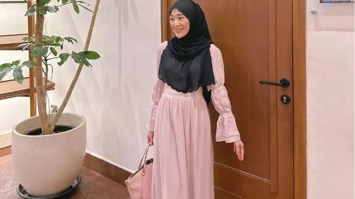 Larissa Chou Ingin Menikah Tahun Depan Setelah Pamer Kebersamaan Dengan Pria
