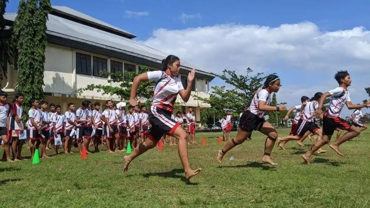 Kunci Jawaban PJOK Kelas 8 Semester 2 Halaman 219, Latihan Kelenturan