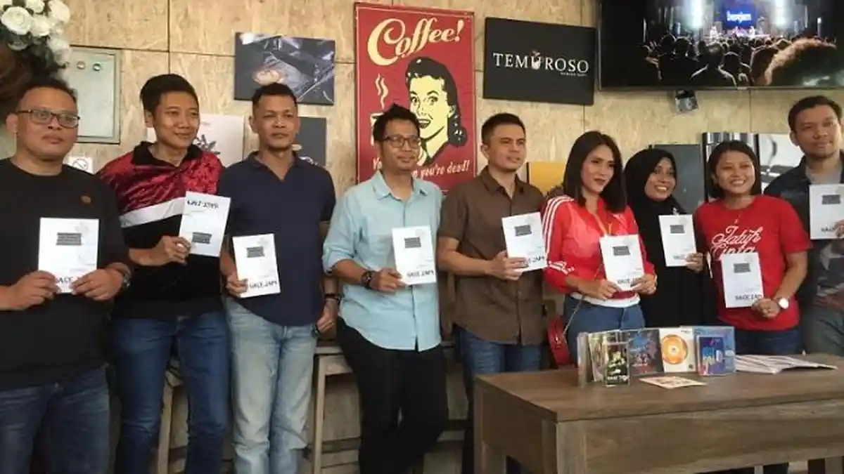 Setelah 25 Tahun Grup Musik Base Jam Rilis Buku Perjalanan Karier Mereka