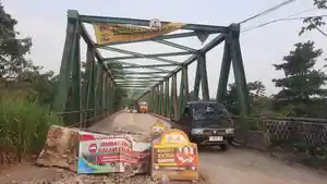 Jembatan-Leuwiranji-di-Kecamatan-Rumpin.jpg