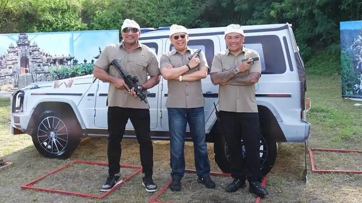 100 Pemilik Senjata Api Bela Diri, Termasuk De Gadjah dan Bamsoet ...
