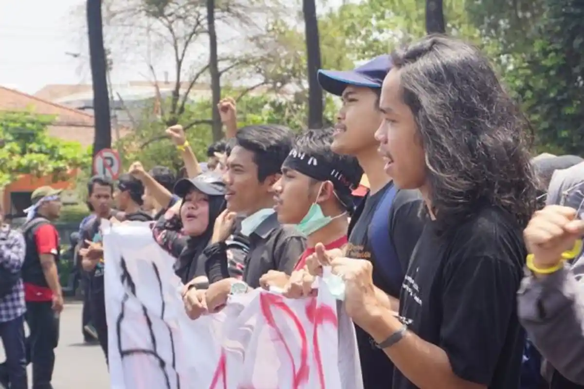 Rektor UGM Panut Mulyono Minta Mahasiswa UGM Tak Ikut Aksi ”Gejayan Memanggil”, Ini Alasannya