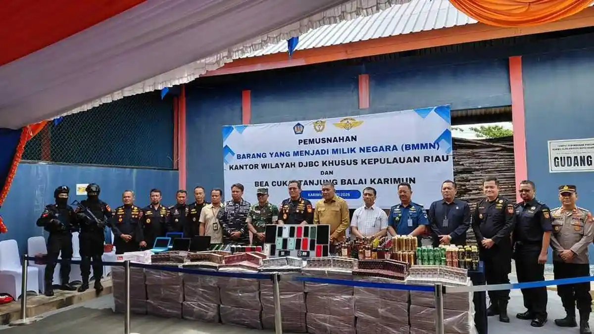 Bea Cukai Kepri Musnahkan Barang Ilegal Rp10,9 Miliar, Didominasi Rokok dan Miras