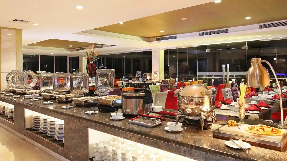 Nikmati Hidangan Istimewa dengan 'Syawalan Buffet Package' di Swiss-Belhotel Makassar