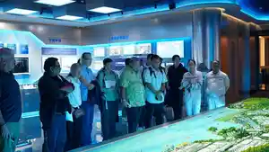 Kunjungan-lapangan-ke-area-pertambangan.jpg