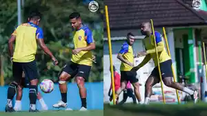 Sesi-latihan-Arema-FC-jelang-hadapi-Super-League-20252026.jpg