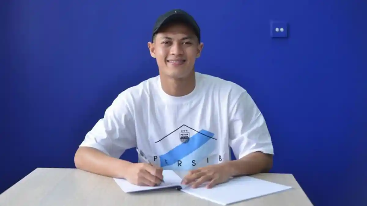 Persib Bandung Punya Alasan Merekrut Alfeandra Dewangga dengan Durasi Dua Tahun