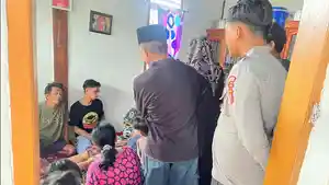 Jenazah-korban-saat-tiba-di-rumah-duka-Dusun-Tallungallo.jpg
