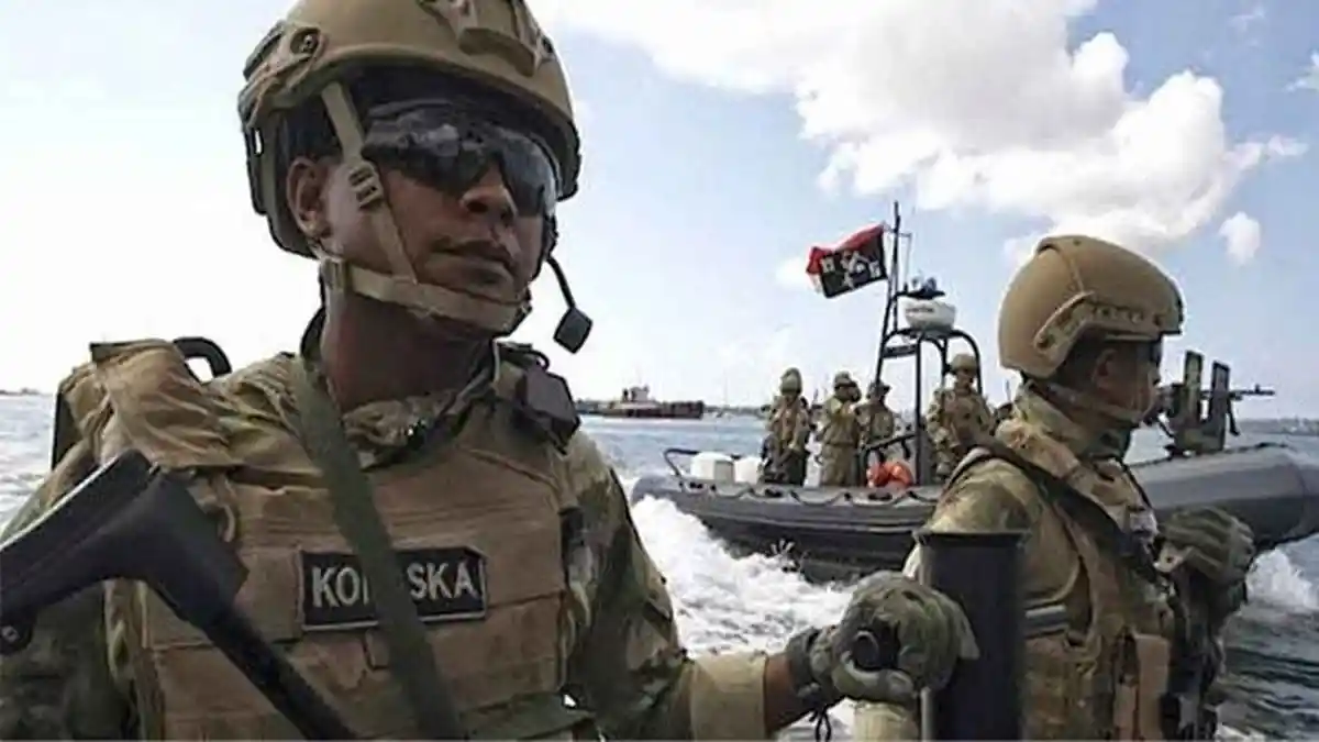 VIDEO: Ngerinya Latihan Kopaska, Bikin Bergidik Melihatnya! Dilempar di Ombak Kencang Tengah Laut