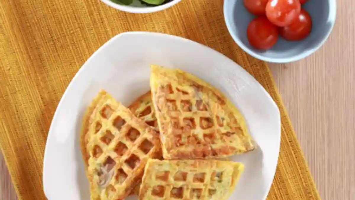 Belum Sarapan? Yuk Coba Bikin Omelet Wafel