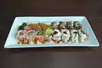 aneka-kue-kekinian-yang-disajikan-restoran-hotel-rattan-inn-banjarmasin_20171118_195755.jpg