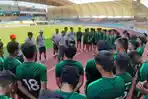 pelatih-kepala-timnas-indonesia-u-19-fakhri-husaini-1.jpg