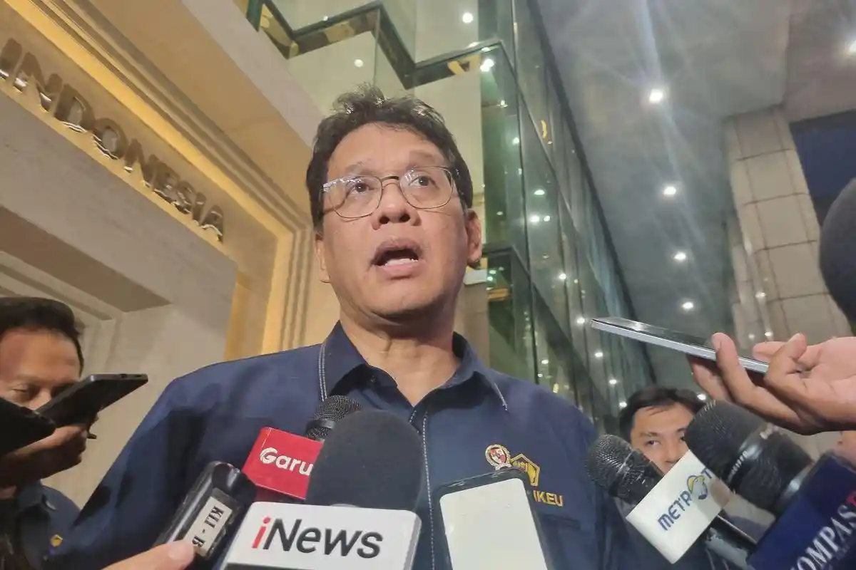 Update Utang Whoosh, Menkeu Purbaya Adu Argumen Panas dengan Danantara: Mereka Ngotot Pakai APBN