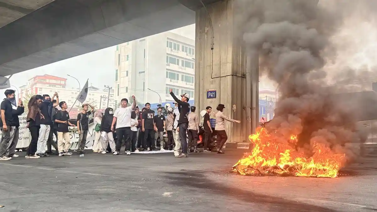 Murka di Makassar: Mahasiswa UIN Alauddin Tuntut Lapangan Kerja