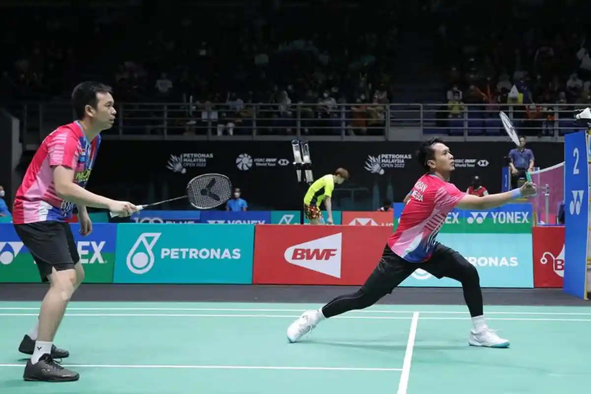 Pertandingan Ahsan/Hendra vs Ren/Tan Diwarnai Kontroversi, Wasit Nilai Service The Daddies Tak Masuk
