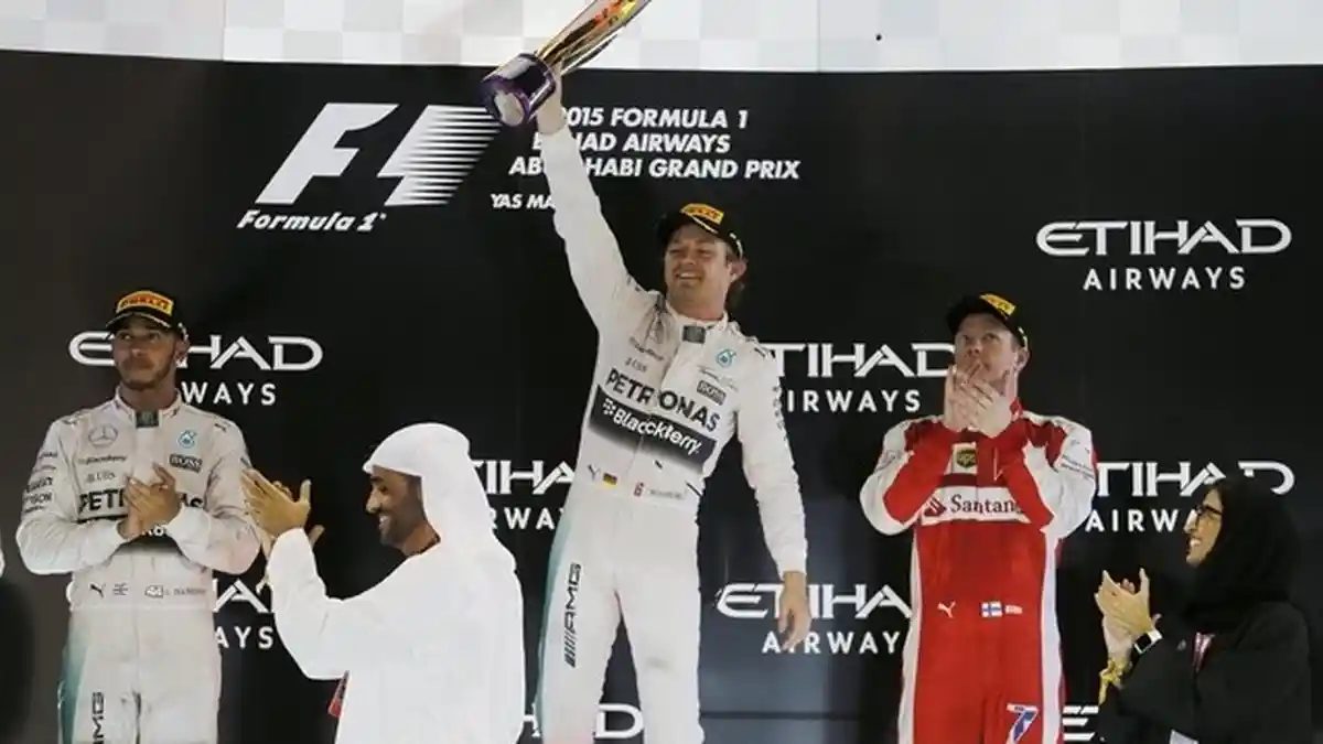 Juara di Yas Marina, Nico Rosberg Cetak Hat-trick