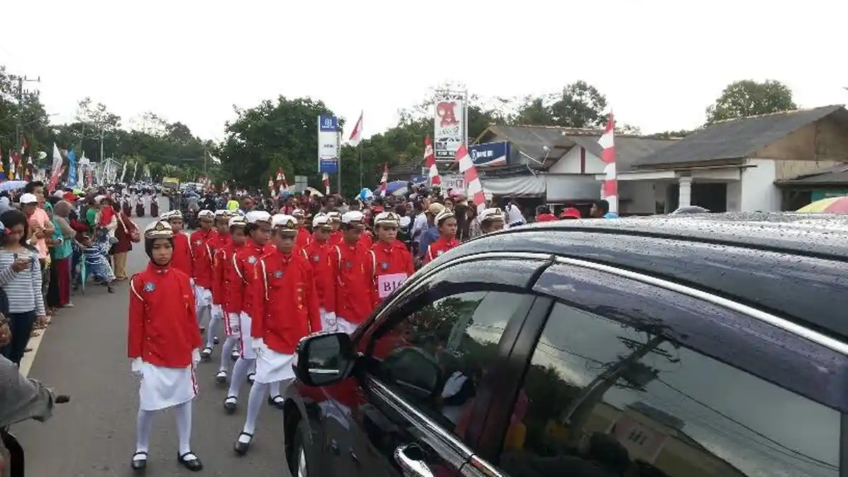 Pawai dan Karnaval di Riausilip Terganggu, Arus Lalulintas Tak Teratur