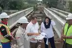 cek-progres-pembangunan-Jembatan.jpg