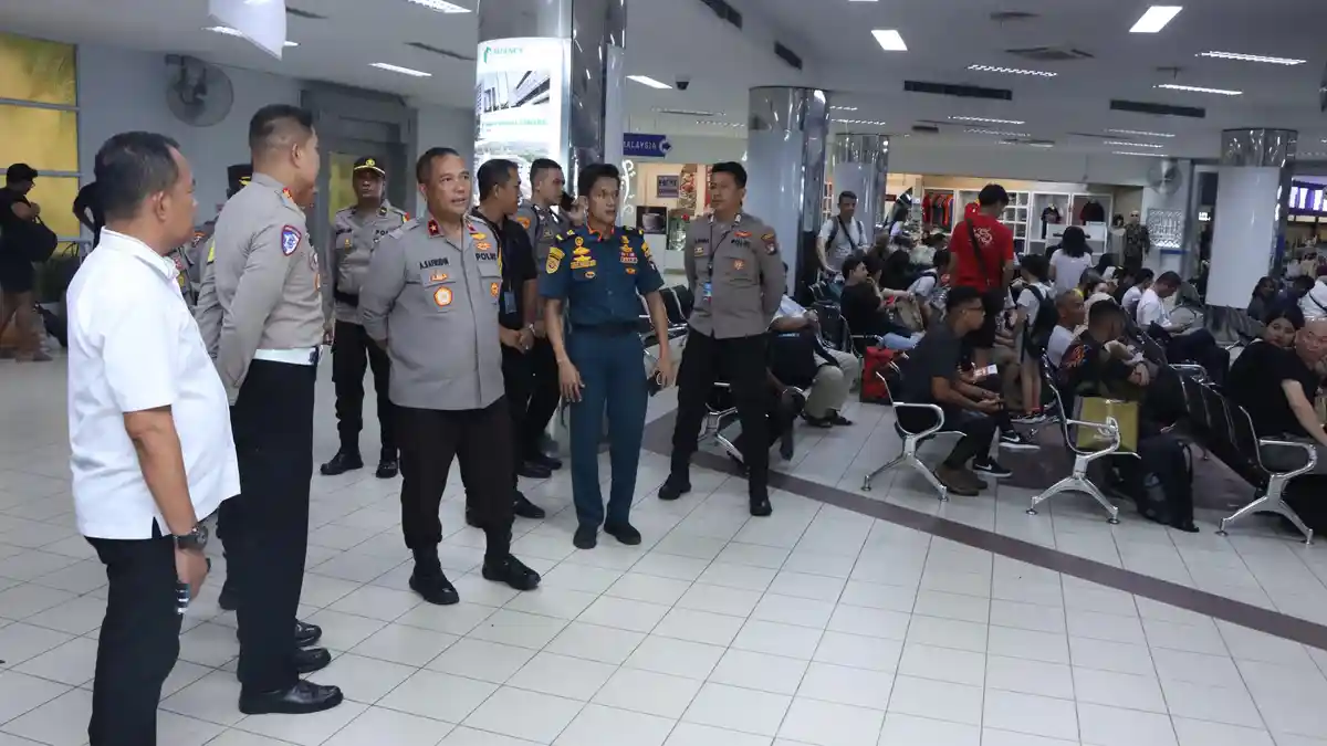 Wakapolda Kepri Cek Pos Natal Tahun Baru di Batam, Pastikan Sudah Beroperasi